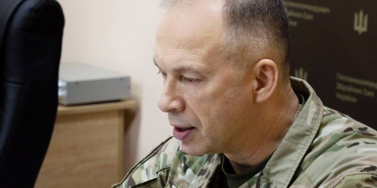 Для протидії ворожим дроновим атакам буде збільшено кількість екіпажів дронів-перехоплювачів – Сирський