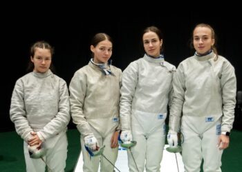 Команда миколаївських шаблісток здобула «золото» Кубку України з фехтування
