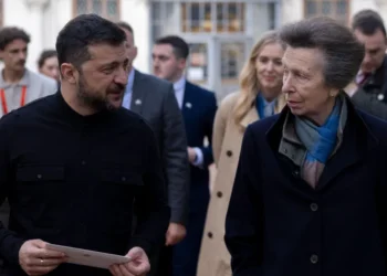 Принцеса Анна відвідала Київ з неоголошеним візитом (ФОТО)