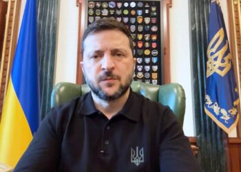 «Росія відверто намагається знищити нашу цивільну інфраструктуру і саме зараз, перед зимою» – звернення Зеленського (ВІДЕО)