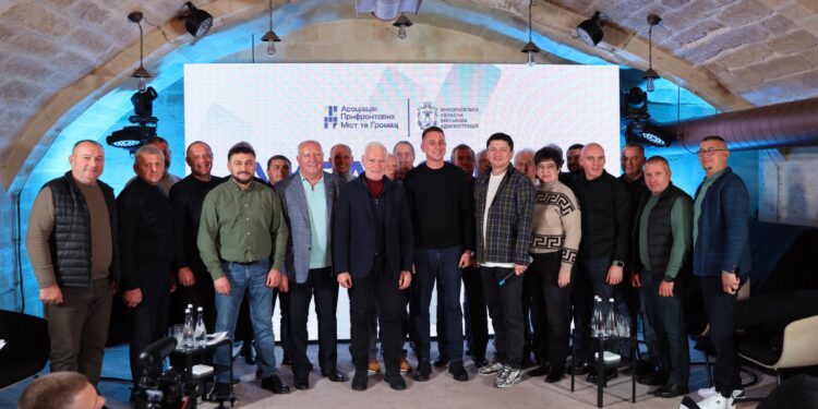 У Миколаєві заявили, що треба самим писати “план Маршалла” для України, і почати – з півдня (ФОТО)