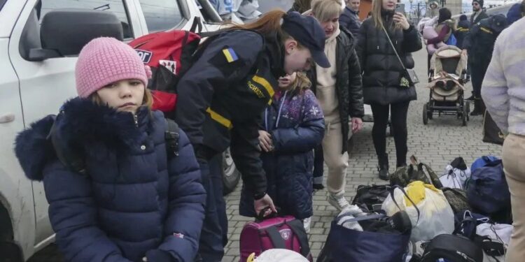 З листопада Швейцарія встановлює обмеження щодо українських біженців – із західних областей України не прийматиме