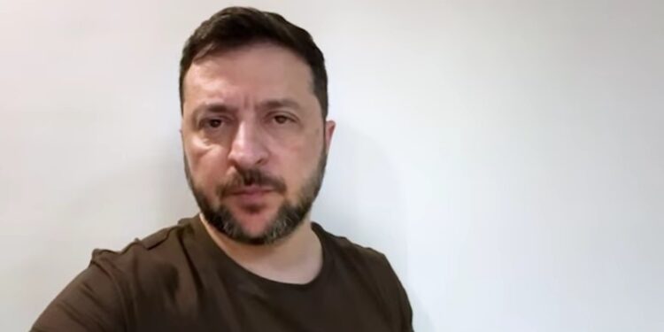 «Щоб світ міг говорити з Росією з позиції сили, ми самі в Україні маємо бути на сильних позиціях» – звернення Зеленського (ВІДЕО)