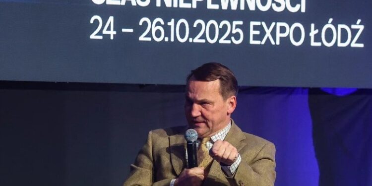 Віцепрем’єр Польщі Радослав Сікорський: Досвід України у війні стане прикладом для Європи