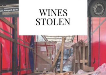 У Британії розграбували вантажівку з українським вином (ФОТО)