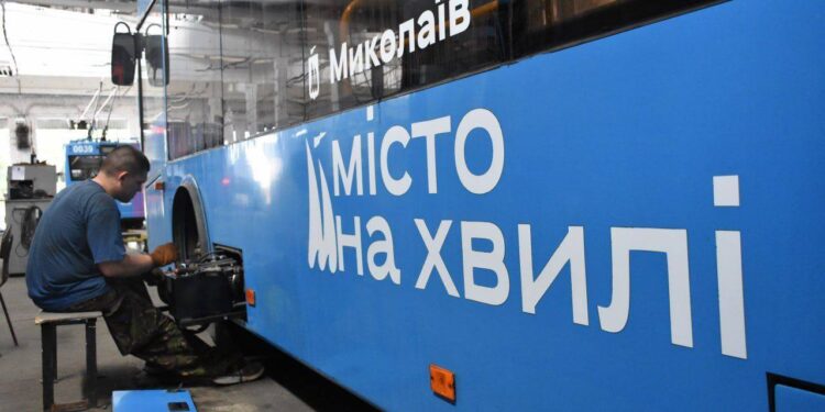 Миколаївському тролейбусу – 58 років!