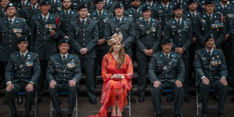 Принцеса Нідерландів вступила на військову службу