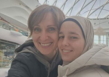 Щемлива історія про повернення з Гази 17-літньої українки – батько-палестинець хотів продати її за кілька банок тушонки (ФОТО)