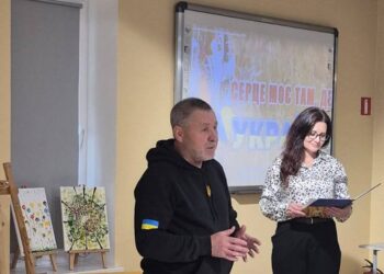 «Жінки. Війна. Життя» – у Миколаївському міському центрі підтримки ветеранів війни відкрилась особлива виставка (ФОТО)