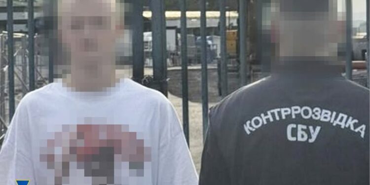 СБУ викрила 16-літнього харків’янина, який з-за кордону вербував підлітків для терактів в Україні
