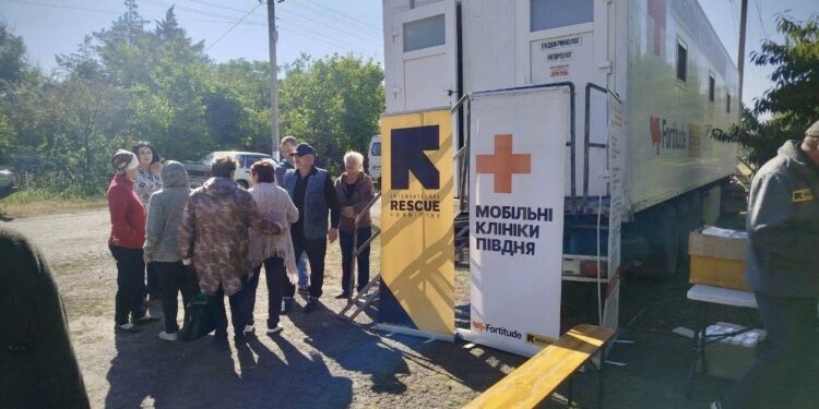 На Миколаївщині працюють мобільні клініки – можна зробити навіть УЗІ, кардіограму, аналізкрові (ФОТО)