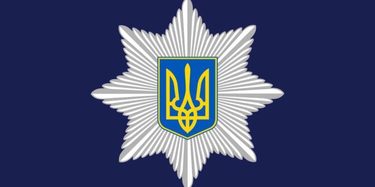 У Миколаєві поліцейські перевіряють інформацію щодо жорстокого поводження з котом у присутності дітей у навчальному закладі