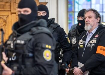 Чоловіка, що стріляв в Фіцо, засуджено до 21 року ув’язнення – ЗМІ