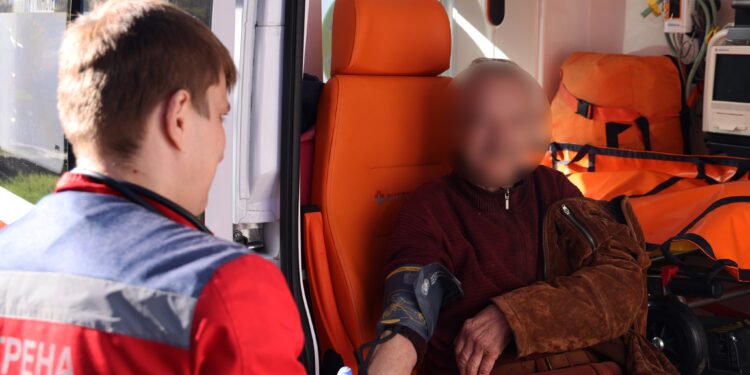 На ранковій пожежі в Миколаєві врятовано 73-річного чоловіка (ФОТО)