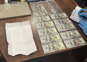 Ще один мешканець Миколаєва пробував відкупитись від поліцейських – пропонував хабар $1 тис. (ФОТО)