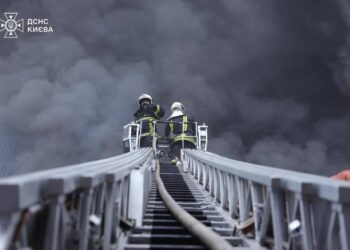 Україні потрібна далекобійна зброя, щоб позбавити РФ засобів терору, – Сибіга (ФОТО)