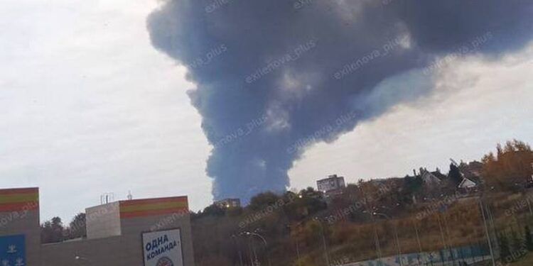 У Самарській області знову атакований Новокуйбишевський НПЗ (ФОТО, ВІДЕО)