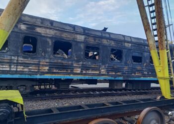 Окупанти атакували депо Укрзалізниці (ФОТО)