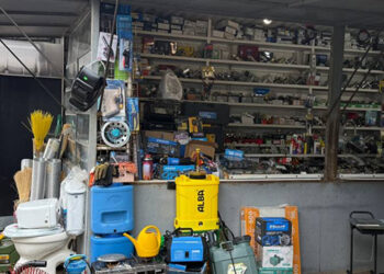 У Миколаєві 39-річний чоловік вкрав шуруповерт із полиці кіоску, йому загрожує до 10 років в’язниці (ФОТО)