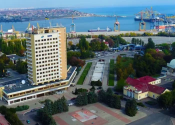 Чорноморськ без світла після нічної атаки, і це надовго