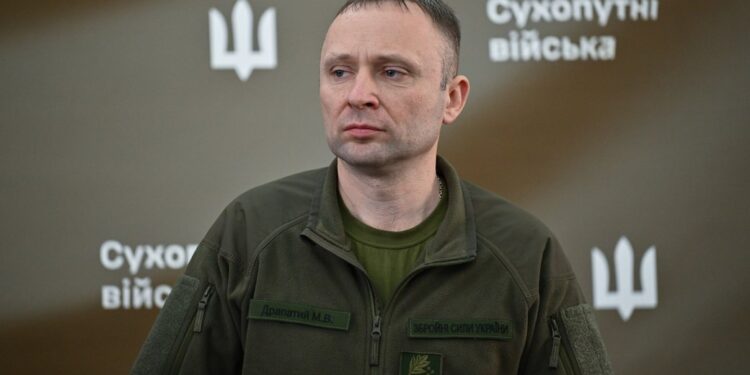 Головком Сирський розформував ОСУВ “Дніпро”, яким керував Драпатий. Причина