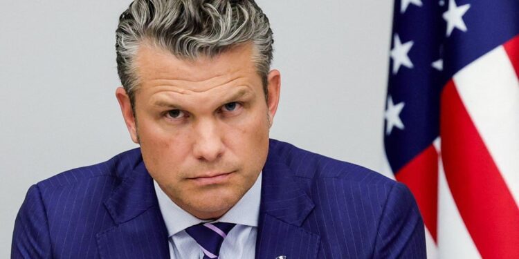 Зупиніть війну. Або ми відповімо так, як можуть тільки США, – Гегсет попередив РФ