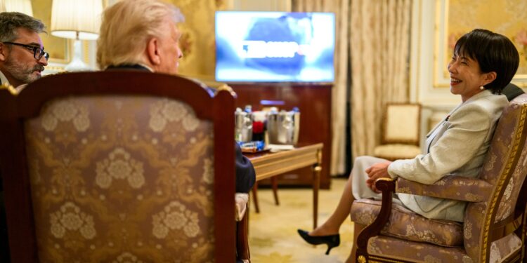Подарункова дипломатія. Чим вразила Трампа прем’єр-міністерка Японії Санае Такаїчі (ФОТО, ВІДЕО)