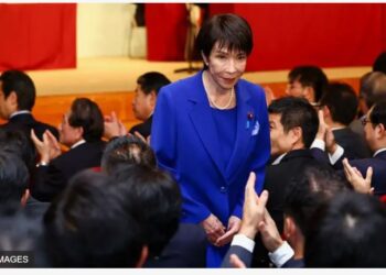 У Японії буде своя залізна леді – перша жінка прем’єр, консервативна аквалангістка і барабанщиця (ФОТО)