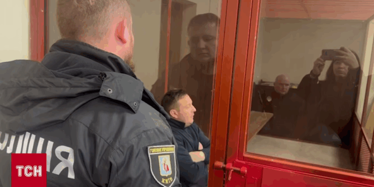 Начальника райвідділу поліції Рибянського, який вкрав 13 млн.грн., арештували з заставою на ту ж суму (ВІДЕО)