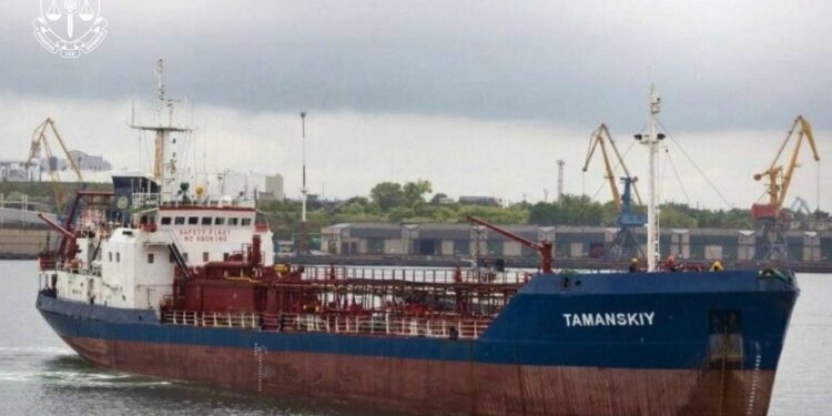 “Знижка” у 16 млн.грн. – посадовці 2 ДП здавали в оренду морські судна дешевше грибів