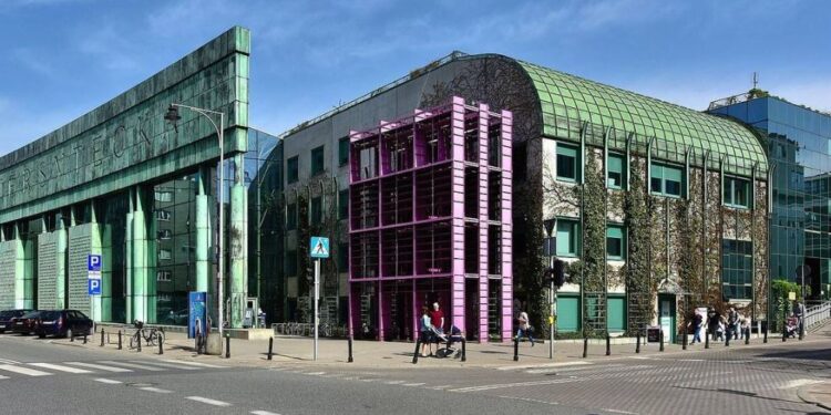 З бібліотеки Варшавського университету вкрали 78 стародруків Гоголя, Пушкіна, Лермонтова – на замовлення росіян