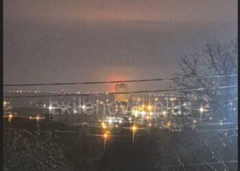 У Волгограді горить НПЗ після успішної атаки (ВІДЕО)