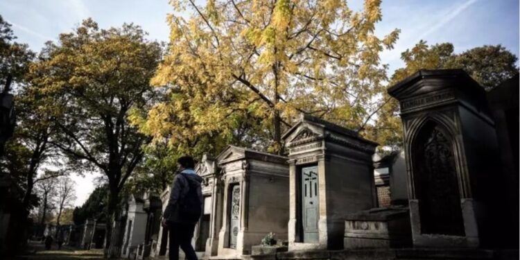 У Парижі розіграють місця на кладовищах, де поховані знаменитості