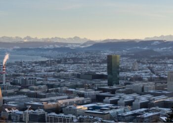 Швейцарія придбає систему моніторингу повітряного простору на малих висотах