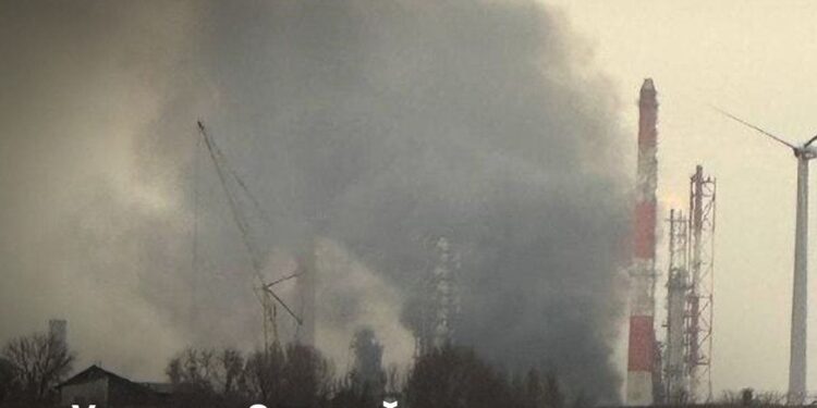 Генштаб ЗСУ підтвердив ураження НПЗ в Оренбурзькій області рф