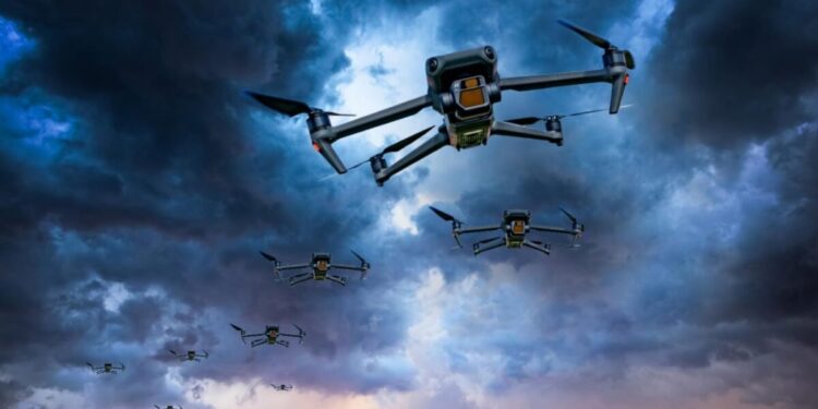 Україна перша у світі перевірить, чи може один оператор “керувати” 100 дронів (ФОТО)