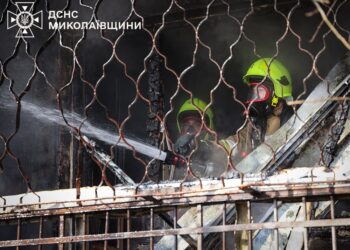 У Миколаєві горів балкон, у Південноукраїнську – квартира