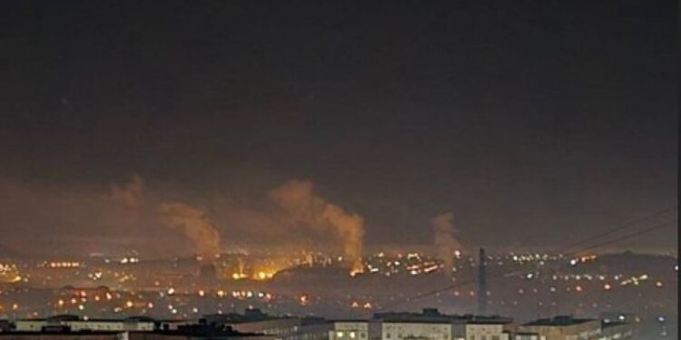 Київ під масованою атакою, горять будинки, є загиблі і багато поранених (ФОТО, ВІДЕО)