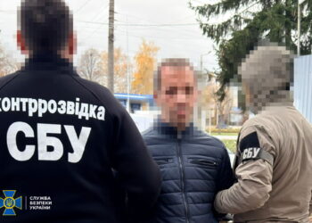 СБУ затримала іноземця з Близького Сходу, який на замовлення фсб наводив атаки рашистів по енергооб’єктах біля Хмельницької АЕС