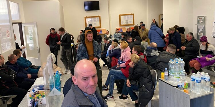 До Чехії линула нова хвиля українських біженців – працедавці вже радіють