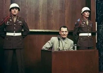 Таємниці Нюрнбергу. Герінг та психіатр та їх однакова смерть. Як американці брали автограф під час затримання Герінга (ФОТО)