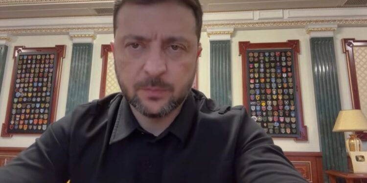 «Треба зробити так, щоб не панував ніде у Європі та світі принцип, що злочини проти людей і людяності, проти держав і народів можуть мати якусь винагороду й прощення» – звернення Зеленського (ВІДЕО)