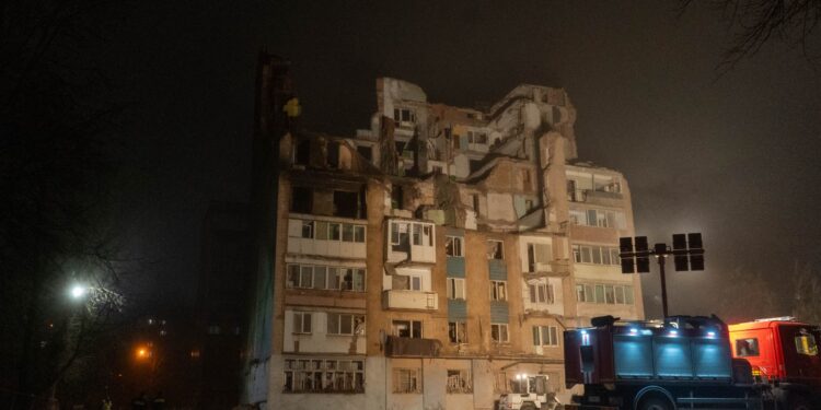 У Тернополі завершено пошуково-рятувальні роботи – 33 загиблих, зокрема 6 дітей, безвісти зниклими вважаються 6 людей, в тому числі одна дитина