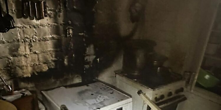 У Миколаєві у 9-поверхівці сталася пожежа – загорілася пралка. Через свічку