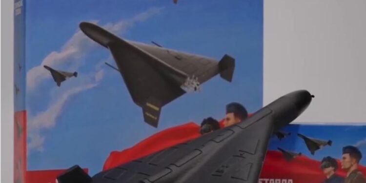 У РФ продають іграшкові “шахеди” – з петардами, щоб вбухали, як справжні (ФОТО, ВІДЕО)