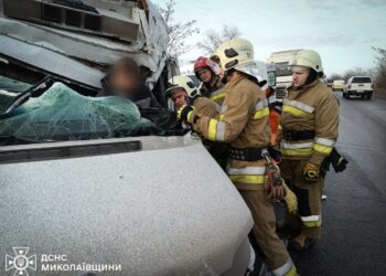 ДТП біля Мирного на Миколаївщині – не розминулися DAF та Mercedes-Benz Sprinter (ФОТО)