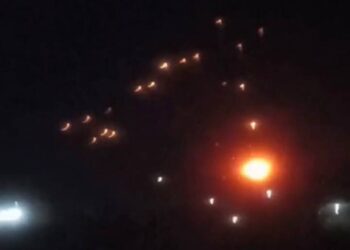 В окупованому Шахтарську дрони підірвали нафтобазу (ВІДЕО)