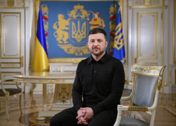 Зеленський обіцяє справедливість в Україні. Розслідування корупції пов’язане з колишнім партнером – Bloomberg