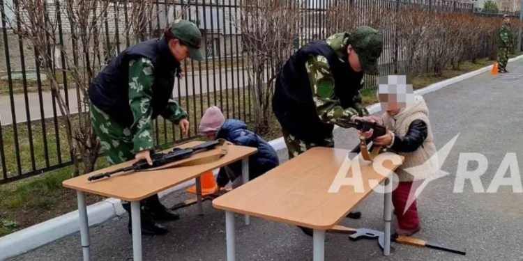 Андрющенко: росіяни будують новий міст і залізницю під Маріуполем на Донеччині