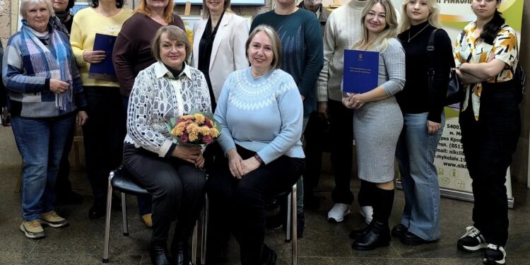 Чергова виставка циклу «Пори року» відкрилася в Миколаєві – «Примхливий листопад» (ФОТО)